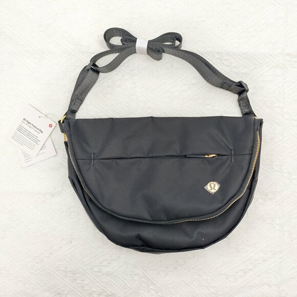 lululemon athletica Handbags - 🧩Lululemon All Night Festival Bag 5L - Black